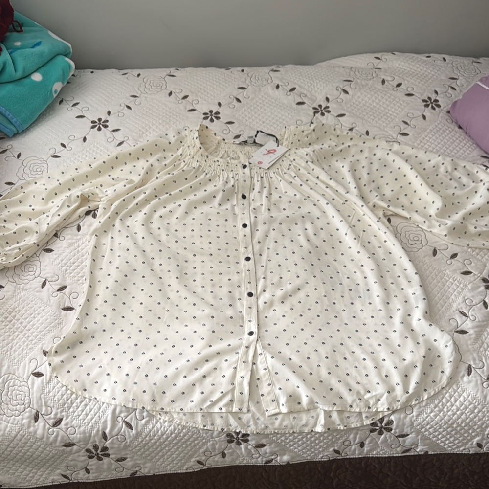 The Nines by HATCH Cream Peter Pan Button- Up Collar Blouse Size Maternity M